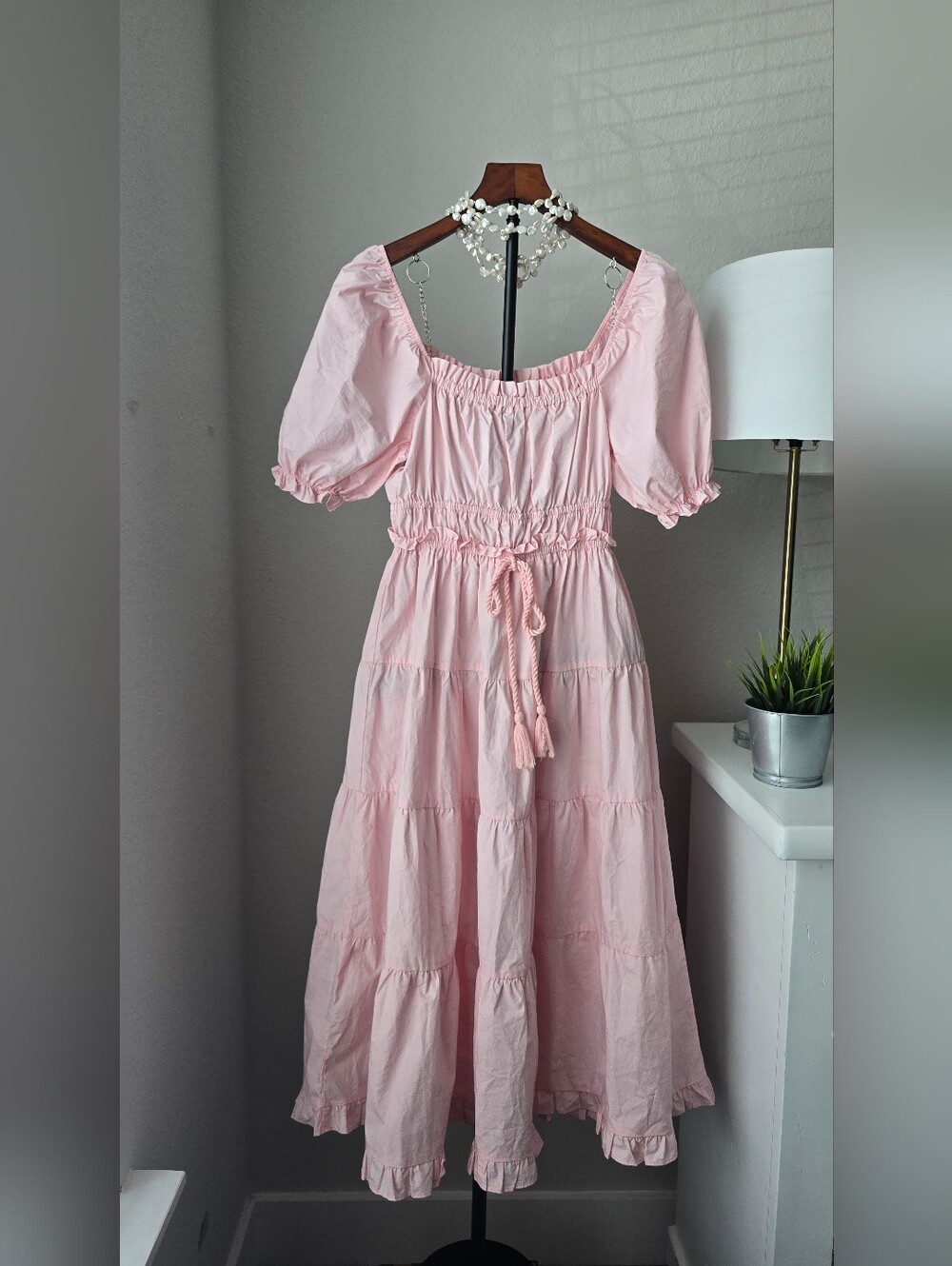 NWT Moon River Pink Cotton Tiered Maxi Dress Size M Puff Sleeve Smocked Waist